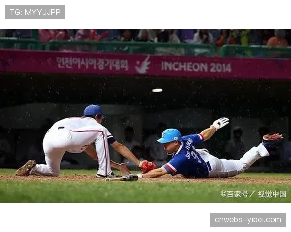 战术复盘：关键时刻的盗垒与牺牲打，解读韩国队小比分获胜的战术执行力